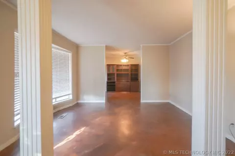 6849 E 56th St, Tulsa, OK 74145 photo 5