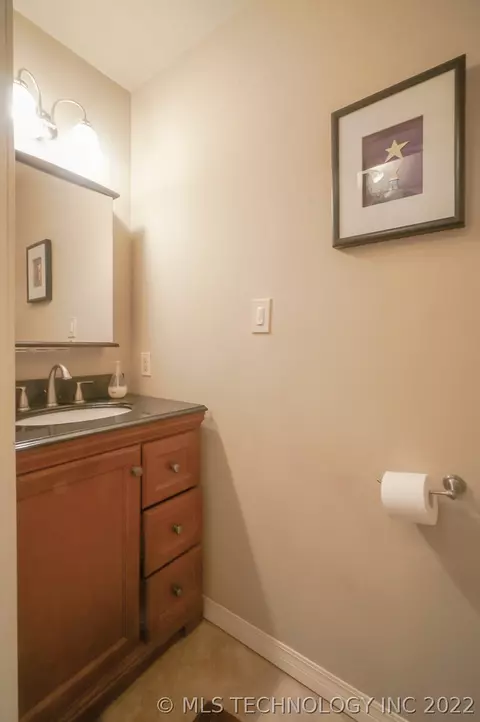 6849 E 56th St, Tulsa, OK 74145 photo 24