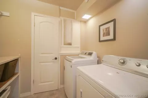 6849 E 56th St, Tulsa, OK 74145 photo 23