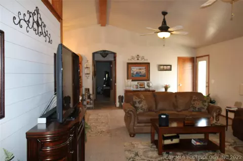 1075 Oxford Rd, Davis, OK 73030 photo 17