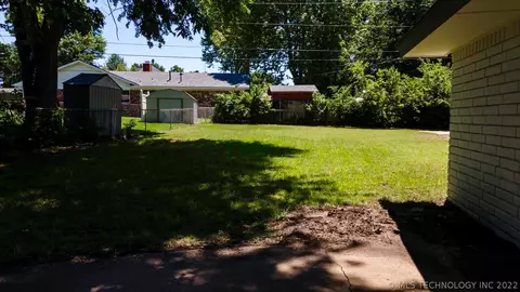 6816 E 56th St, Tulsa, OK 74145 photo 46