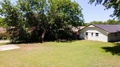6816 E 56th St, Tulsa, OK 74145 photo 40