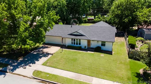 6816 E 56th St, Tulsa, OK 74145 photo 27