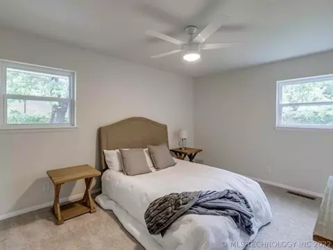6816 E 56th St, Tulsa, OK 74145 photo 19