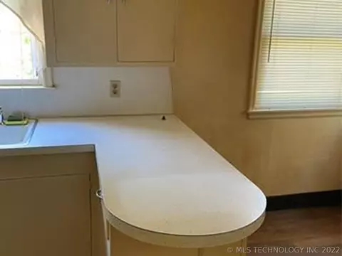 3611 E King St, Tulsa, OK 74115 photo 9