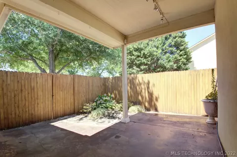 8124 E 74th Ct, Tulsa, OK 74133 photo 26