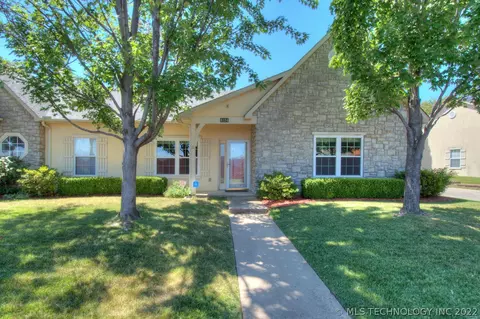 8124 E 74th Ct, Tulsa, OK 74133 photo 1