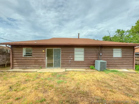 6518 E 8th St, Tulsa, OK 74112 photo 20