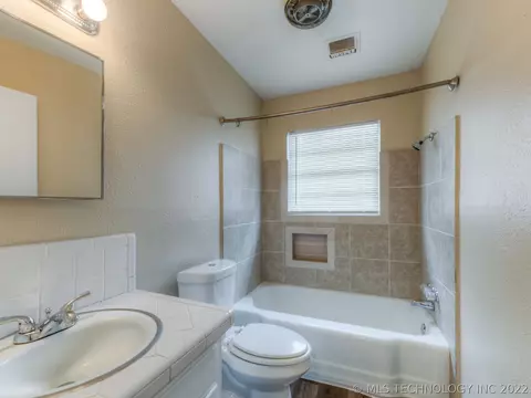 6518 E 8th St, Tulsa, OK 74112 photo 18