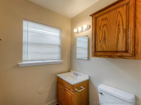 6518 E 8th St, Tulsa, OK 74112 photo 15