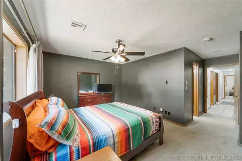 1605 Willow, Pryor, OK 74361 photo 12