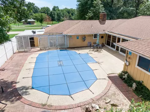 1605 Willow, Pryor, OK 74361 photo 21