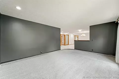 1605 Willow, Pryor, OK 74361 photo 35
