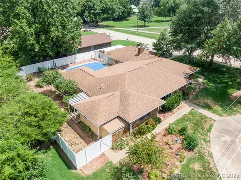 1605 Willow, Pryor, OK 74361 photo 25
