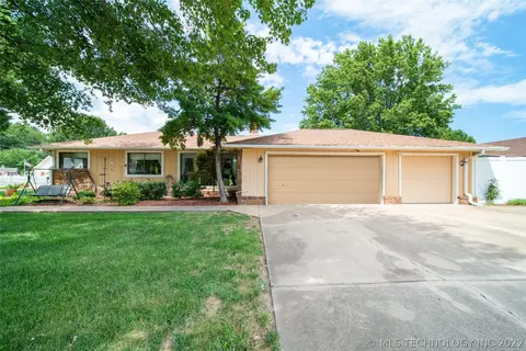 1605 Willow, Pryor, OK 74361 photo 23
