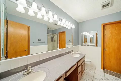 1605 Willow, Pryor, OK 74361 photo 16