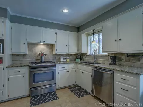 1728 E 59th St, Tulsa, OK 74105 photo 10