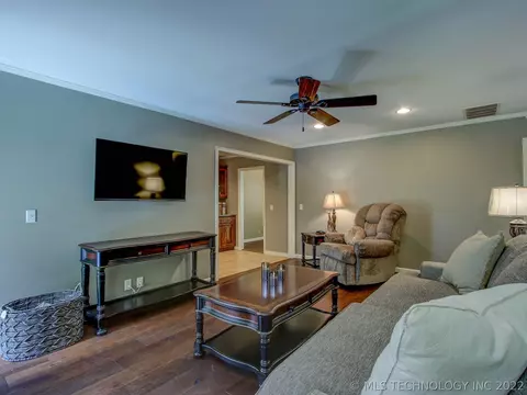 1728 E 59th St, Tulsa, OK 74105 photo 17