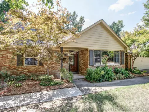 1728 E 59th St, Tulsa, OK 74105 photo 4