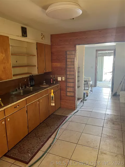 200 NE 8th St, Checotah, OK 74426 photo 6