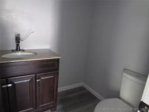 904 E Spaulding, Checotah, OK 74426 photo 7