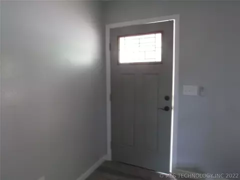 904 E Spaulding, Checotah, OK 74426 photo 8