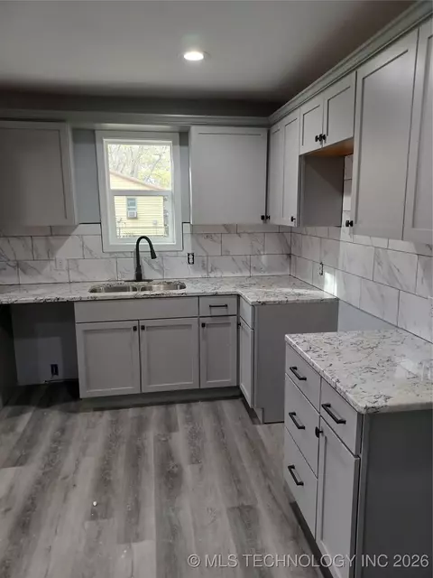 904 E Spaulding, Checotah, OK 74426 photo 37