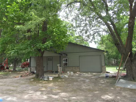 904 E Spaulding, Checotah, OK 74426 photo 31
