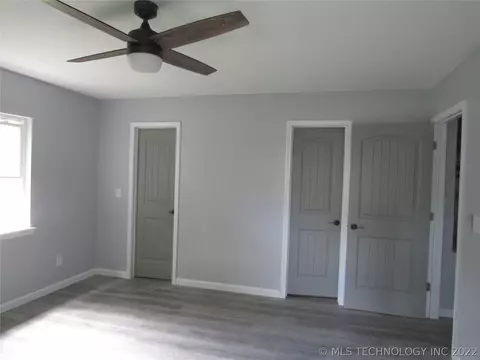 904 E Spaulding, Checotah, OK 74426 photo 12