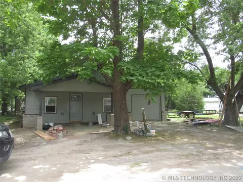904 E Spaulding, Checotah, OK 74426 photo 41