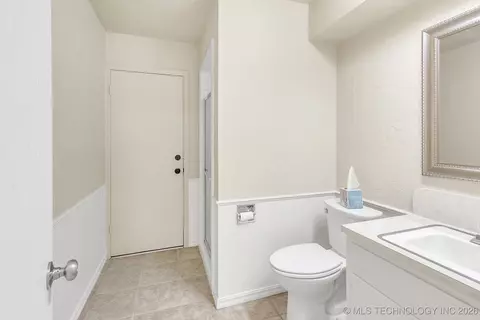 1110 E 8th, Cushing, OK 74023 photo 30