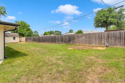 1110 E 8th, Cushing, OK 74023 photo 31