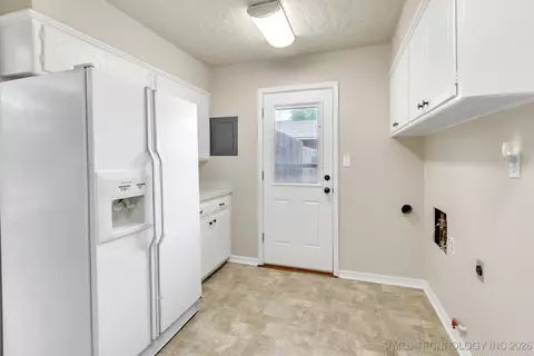 1110 E 8th, Cushing, OK 74023 photo 29