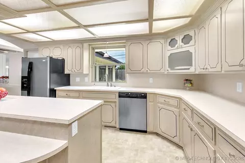 1110 E 8th, Cushing, OK 74023 photo 18