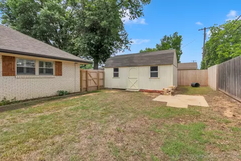 1110 E 8th, Cushing, OK 74023 photo 33