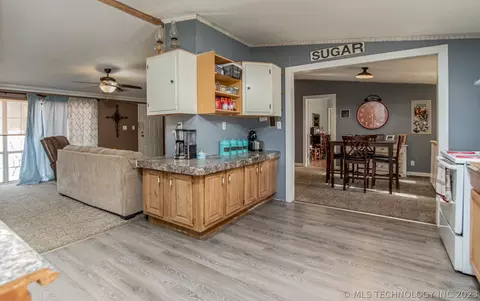 219 Mistletoe Ln, Mead, OK 73449 photo 12