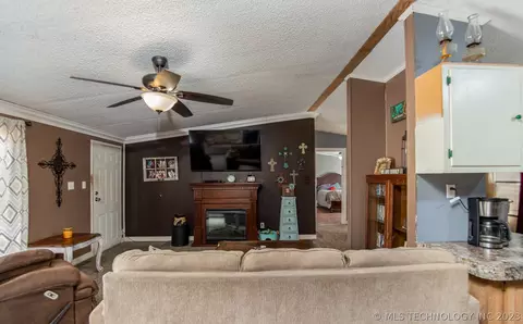 219 Mistletoe Ln, Mead, OK 73449 photo 7