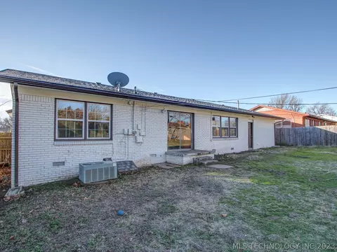 7521 E 26th Ct, Tulsa, OK 74129 photo 22