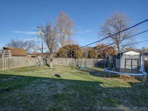 7521 E 26th Ct, Tulsa, OK 74129 photo 23