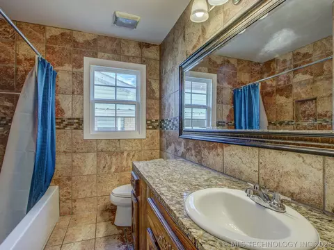 7521 E 26th Ct, Tulsa, OK 74129 photo 19