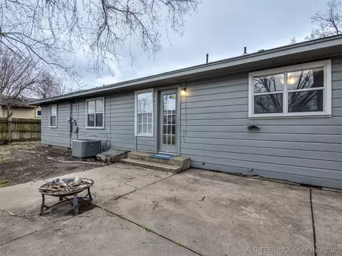 6735 E 29th St, Tulsa, OK 74129 photo 23