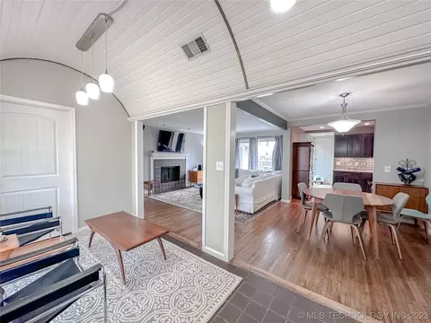 4134 E 37th Pl, Tulsa, OK 74135 photo 8