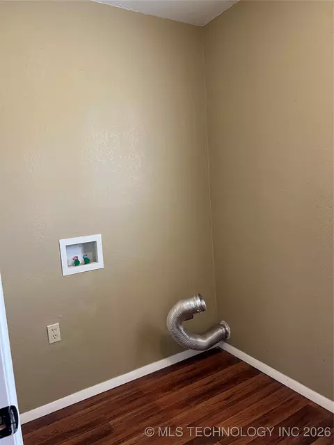1420 E Nancy, Ada, OK 74820 photo 8