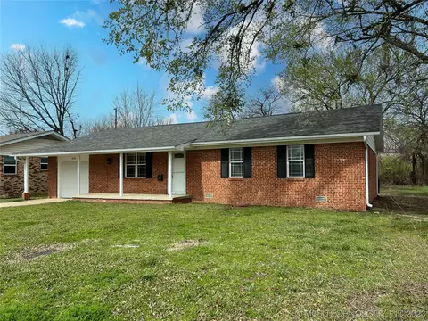 1420 E Nancy, Ada, OK 74820 photo 2