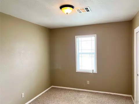 1420 E Nancy, Ada, OK 74820 photo 14