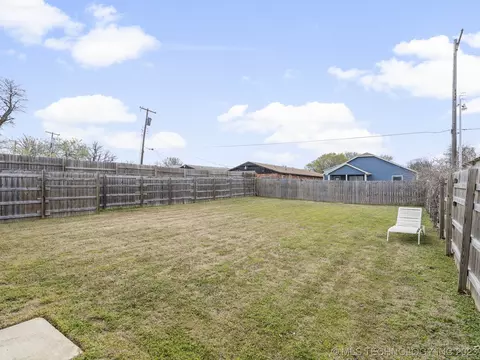 2522 E 5th Pl, Tulsa, OK 74104 photo 25