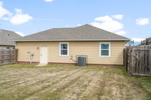 2522 E 5th Pl, Tulsa, OK 74104 photo 33