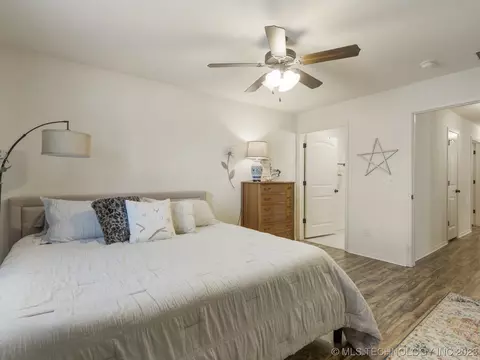 2522 E 5th Pl, Tulsa, OK 74104 photo 18