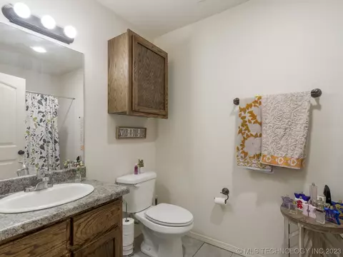 2522 E 5th Pl, Tulsa, OK 74104 photo 21