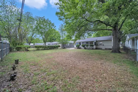 1542 E 49th St, Tulsa, OK 74105 photo 26